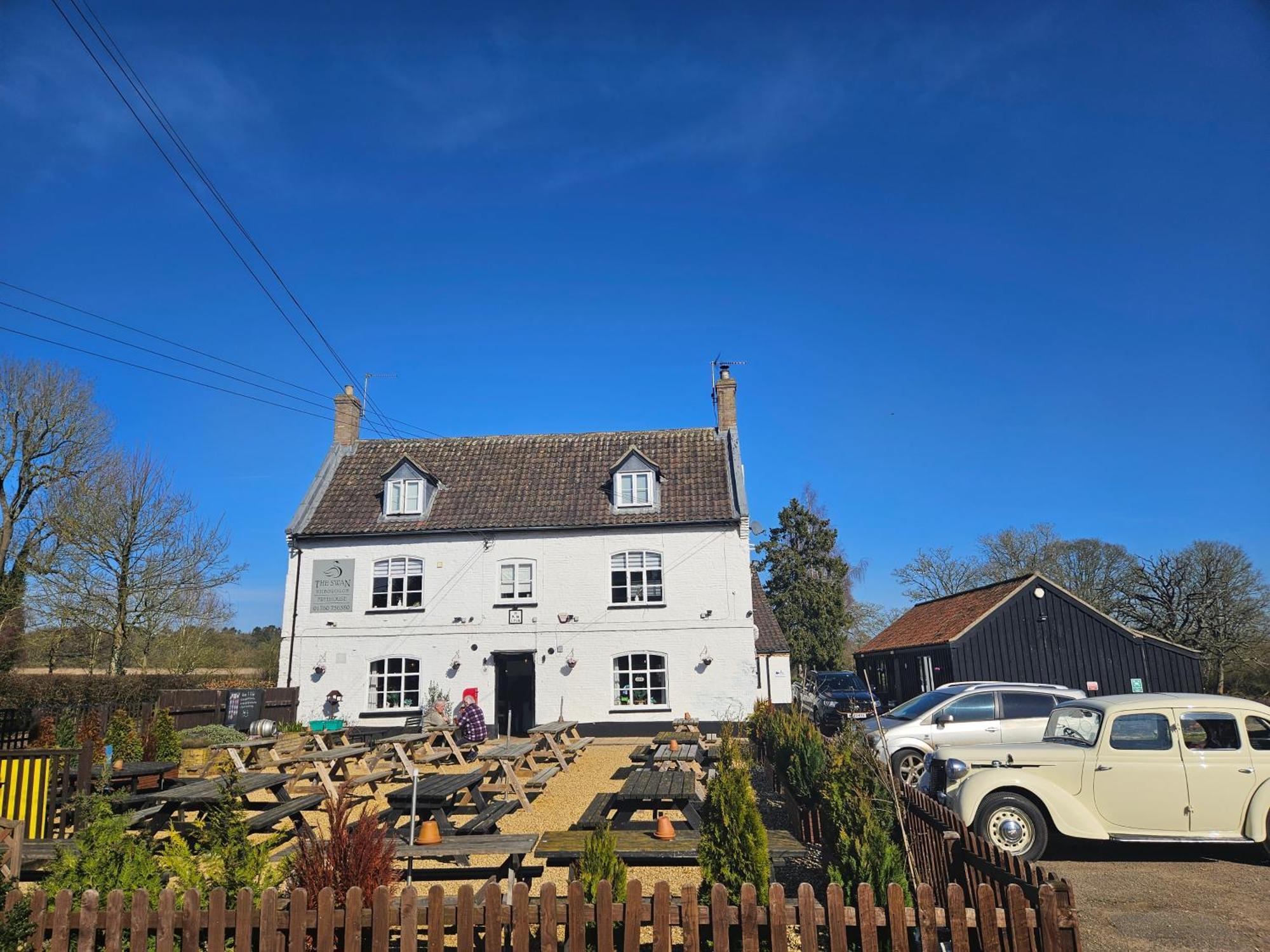 Hilborough The Swan Inn מראה חיצוני תמונה